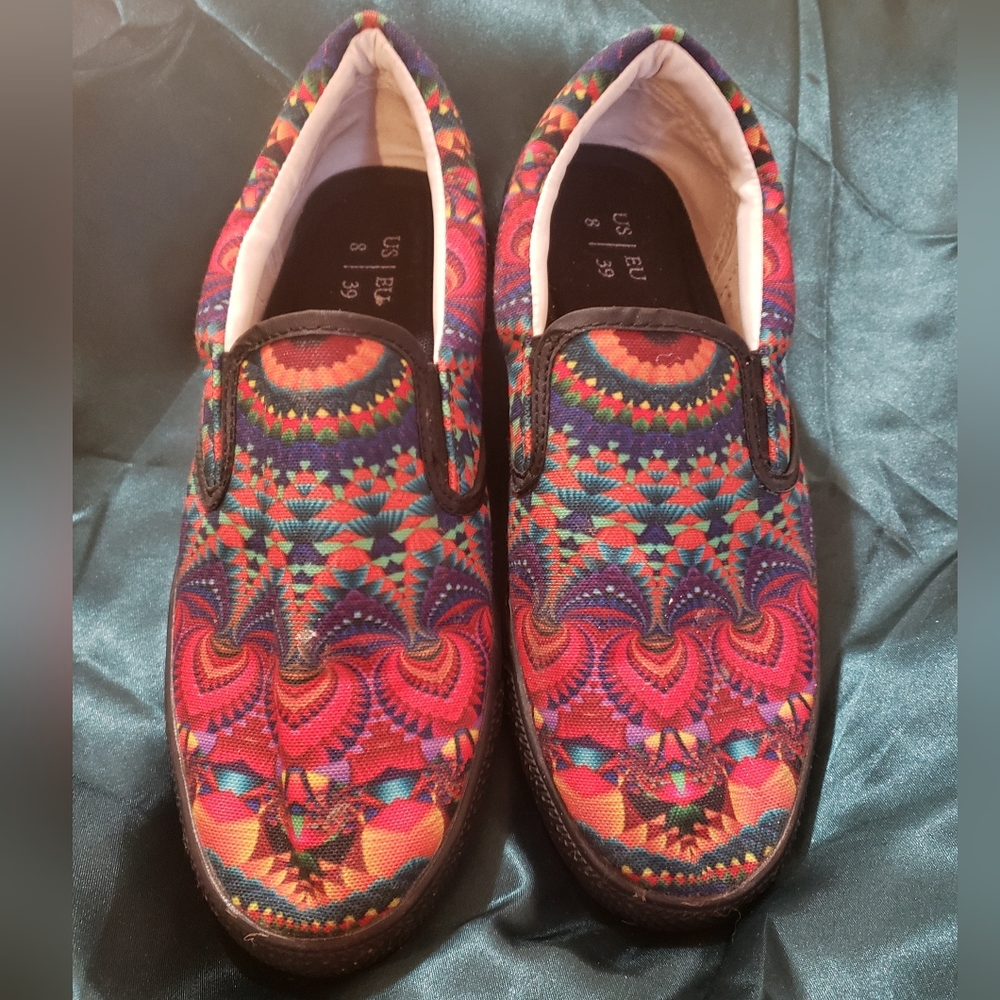 Epic Inner Art World VISIONARY Multi-colored Canvas Slip-ons Womens 8 (EU39) EUC